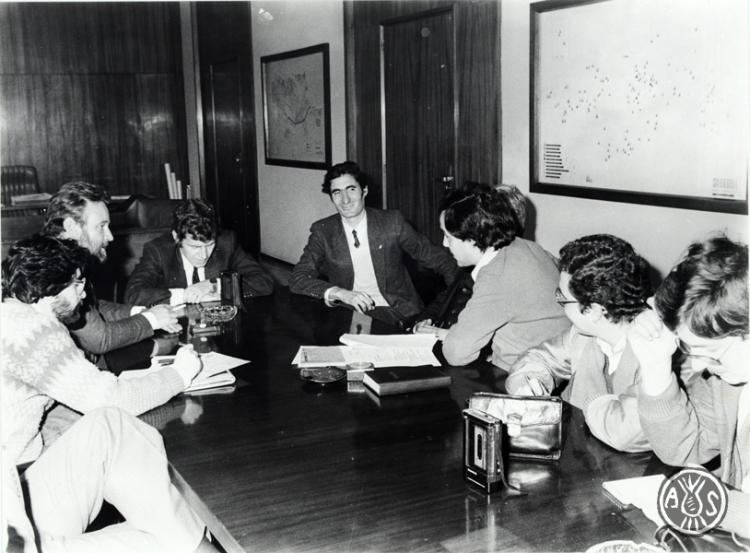 Roda de permsa informativa de la col·locació de la primera pedra i inici d'obres del barri de Torreguitart. Sabadell