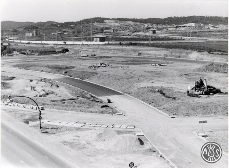 Obres construcció de la rotonda de Can Feu. Sabadell