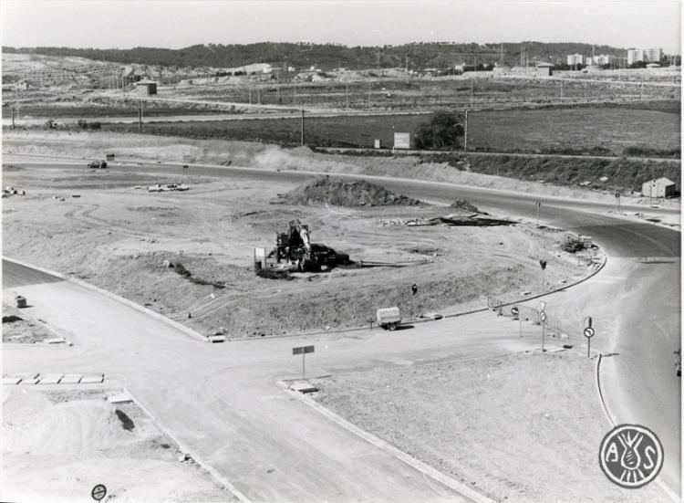 Obres construcció de la rotonda de Can Feu. Sabadell