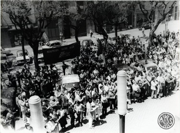 Presa de possessió de l'alcalde i regidors. Eleccions municipals de maig del 1983. Sabadell