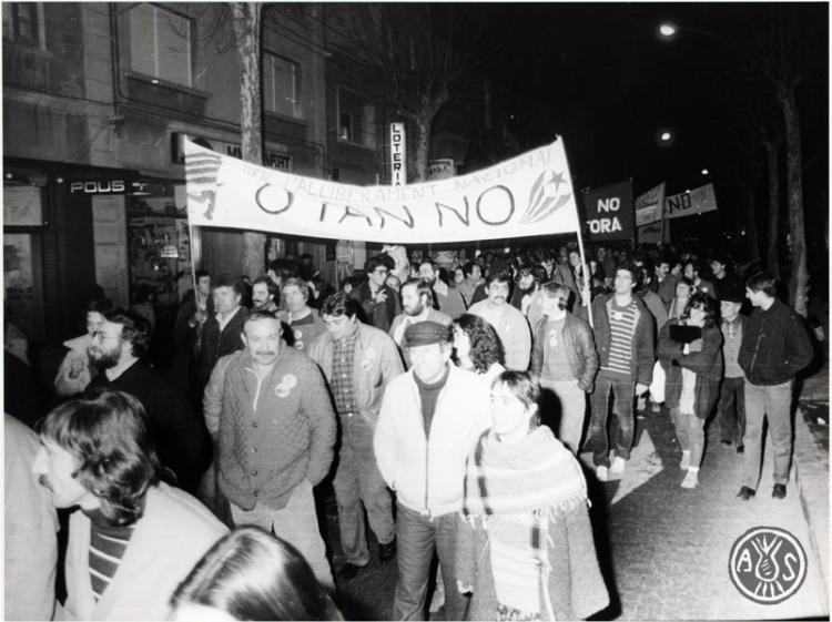 Manifestació contra la OTAN. Sabadell