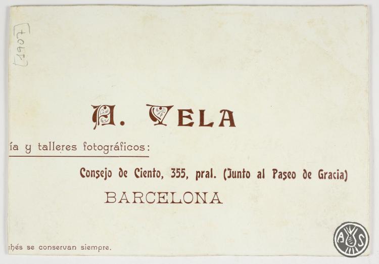 Retrat d'estudi de Pau Maria Turull Fournols. Barcelona.