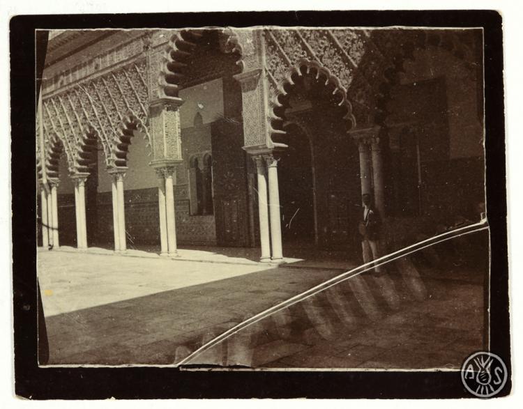 Patio de las Doncellas al Real Alcázar de Sevilla.