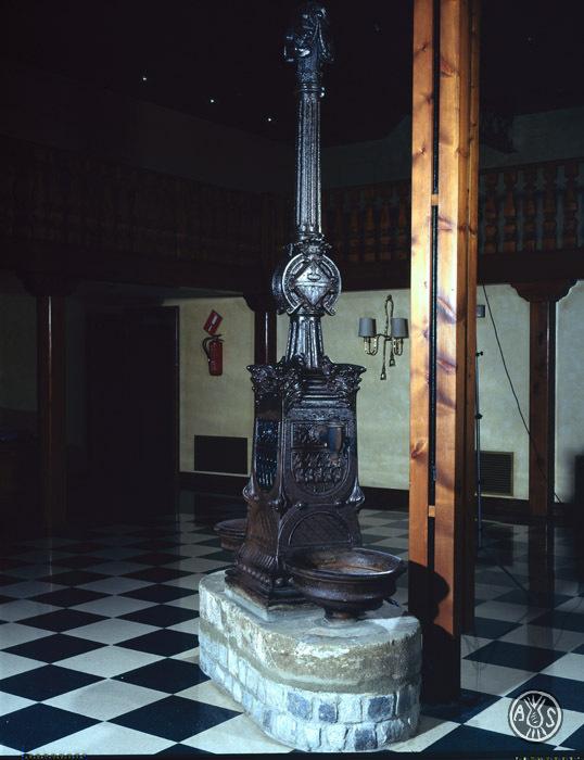 Font exposada a l'interior de la Companyia d'Aigües de Sabadell