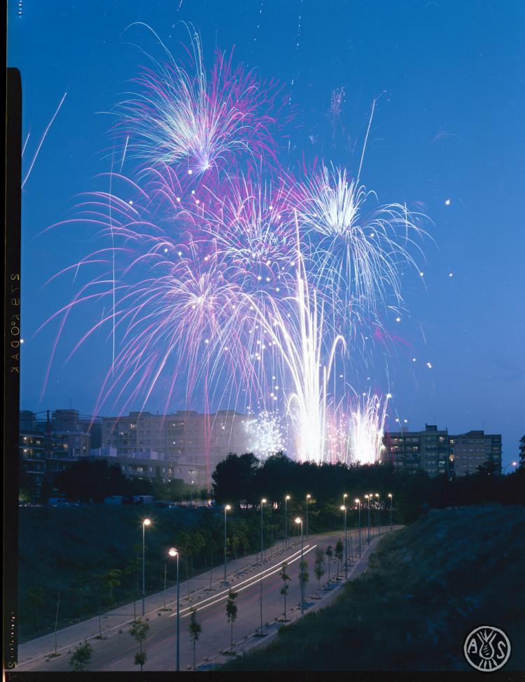 Focs artificials a l'avinguda Sol i Padrís
