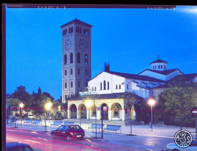 L'església de Sant Oleguer de nit