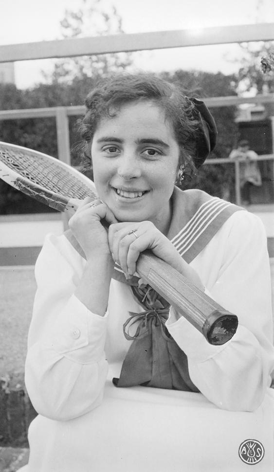 Maria Codina tennista del Sabadell Lawn Tennis Club