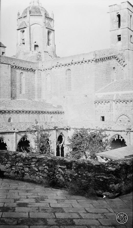Monestir