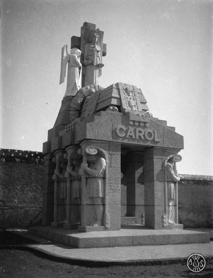Panteó al cementiri de Sabadell