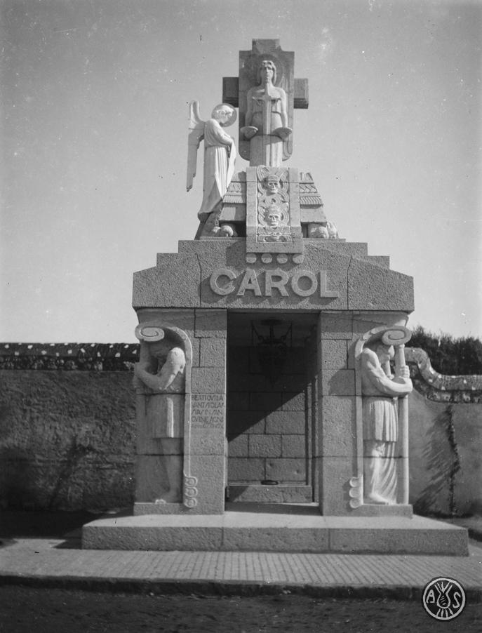 Panteó al cementiri de Sabadell