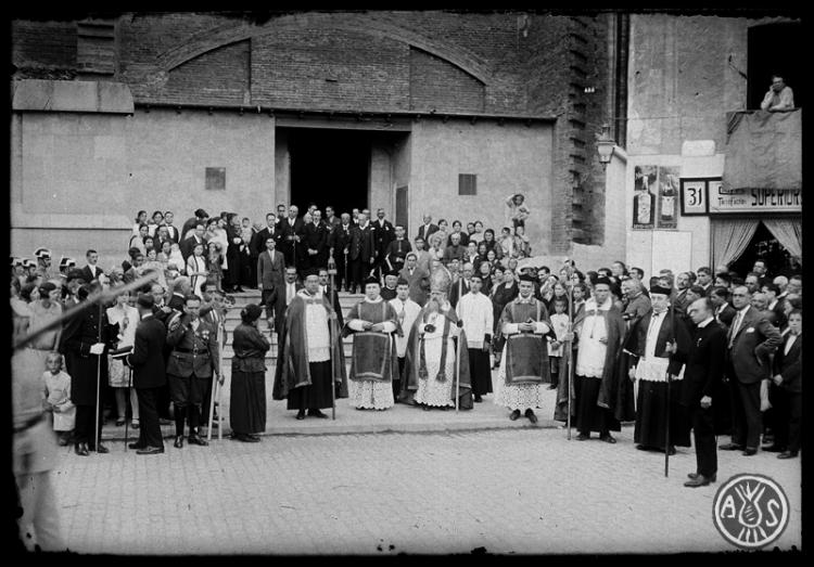 Presidència de la processó Festa Major. Sabadell