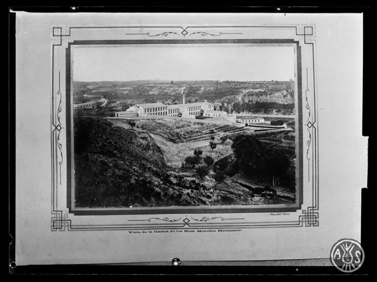 [Vista de la fábrica de los Sres. Montllor Hermanos. Panorama Fotográfico de Sabadell, 1881]