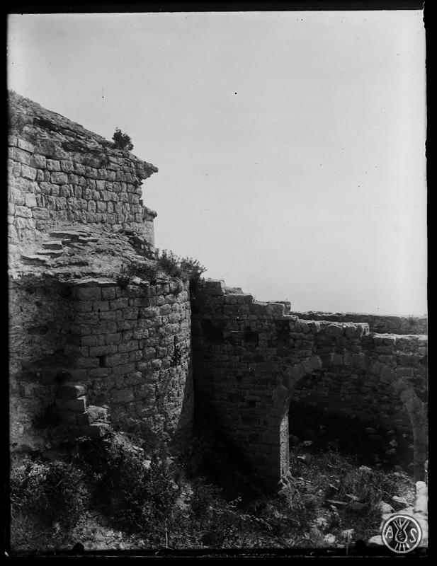 Església romànica de Santa Maria del Puig de la Creu a Castellar del Vallès