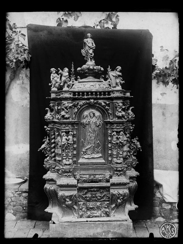 Sagrari barroc de l'església de Sant Salvador de Polinyà.