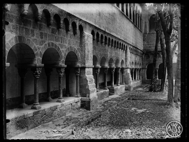 Claustre del Monestir de Sant Cugat del Vallès