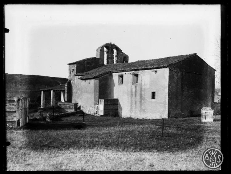 Cementiri de la parròquia de Sant Vicenç de Jonqueres. Sabadell