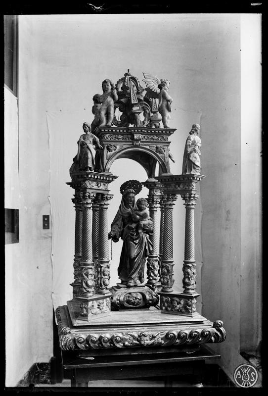Tabernacle barroc que va figurar en l'exposició rosariana de l'Acadèmia Catòlica. Sabadell