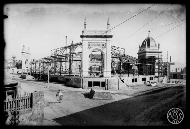 El mercat en construcció. Sabadell