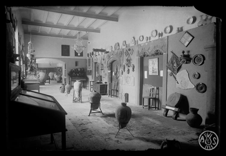 Sala de la secció d'història i arqueologia del Museu d'Història de Sabadell