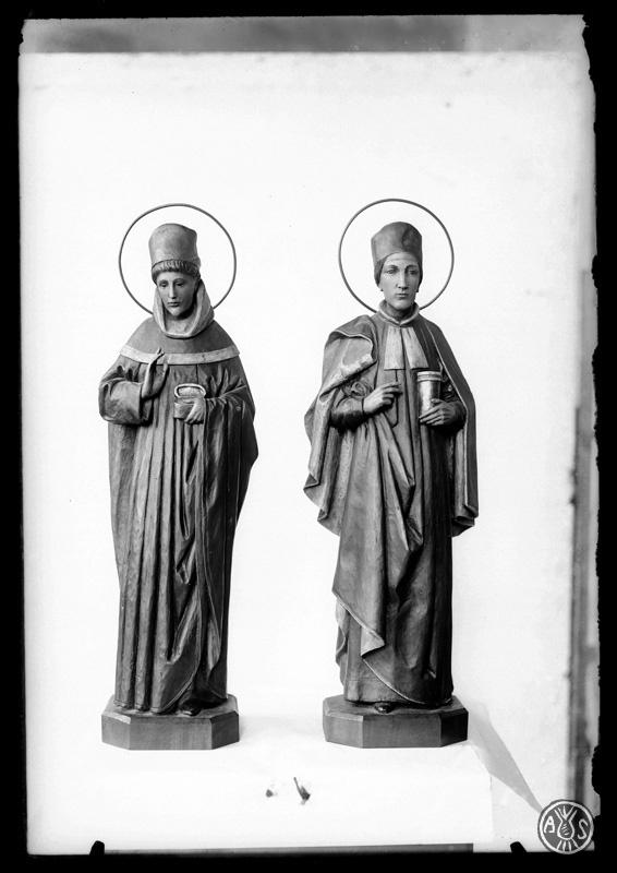 Imatges de Sant Cosme i Sant Damià, patrons del col·legi de metges, existents a l'església de Sant Feliu. Sabadell