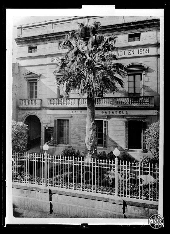 Façana del Gremi de Fabricants. Sabadell
