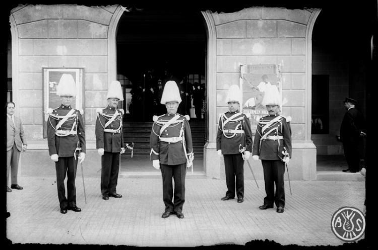 Inauguració d'uniformes de gran gala pels guàrdies municipals de la ciutat. Festa Major de Sabadell