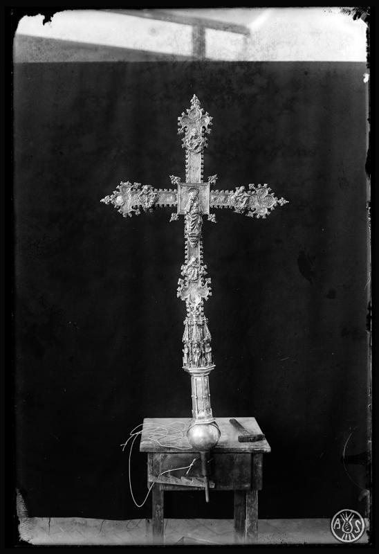 Revers de creu processional amb la Mare de Déu. Església de Sant Feliu de Sabadell