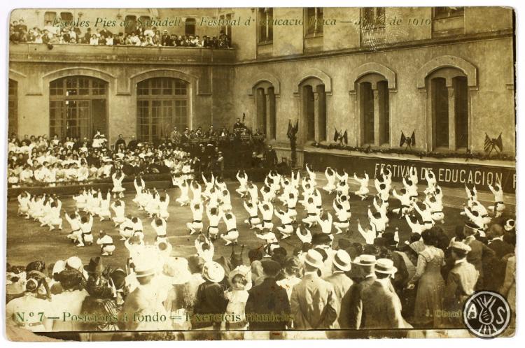 [Escoles Pies de Sabadell. Festival d'educació físcia]