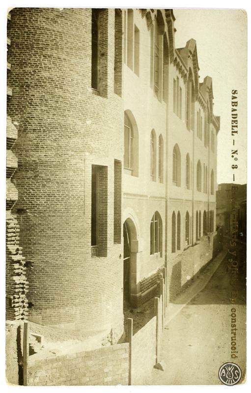 [Sabadell- Nº 3- Escola d'Arts y Oficis en construcció]