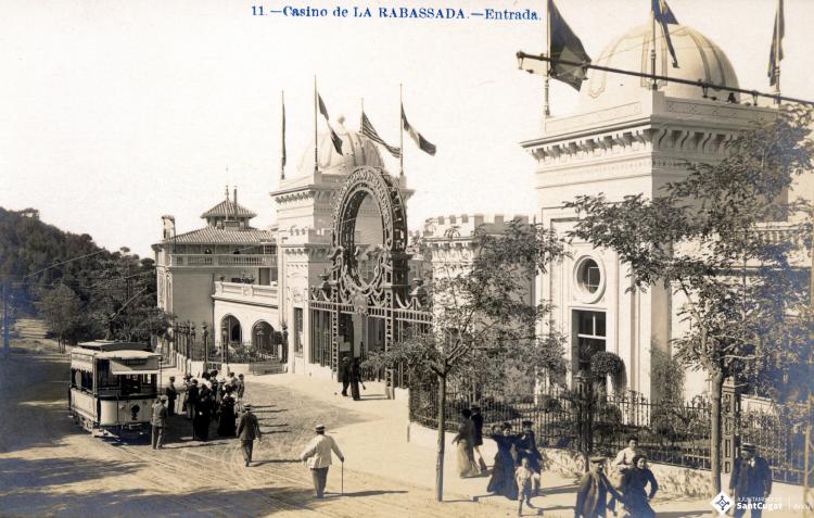 11 - Casino de la Rabassada. Entrada. 