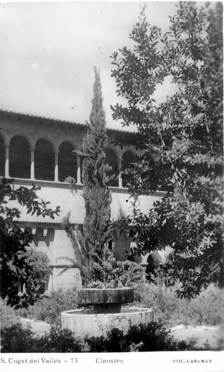 S. Cugat del Vallés - 13. Claustro.  FOT. CABANAS.