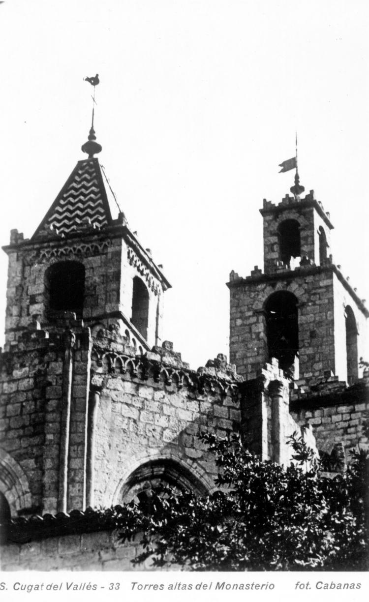 S. Cugat del Vallés - 33. Torres altas del  Monasterio. fot. Cabanas.