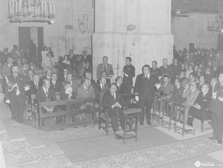 Missa celebrada en honor al dictador Francisco Franco Bahamonde, a l'església de Sant Pere d'Octavià.