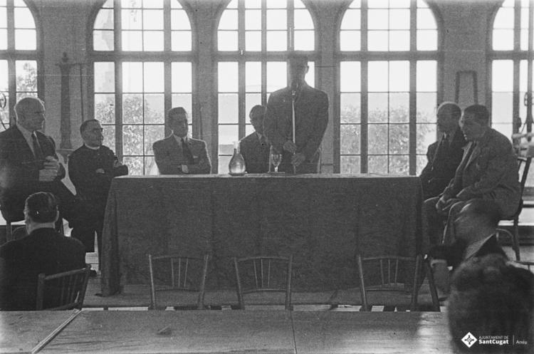Actes de la festa inaugural de la restaurada Societat Coral La Unió Santcugatenca. Parlaments.