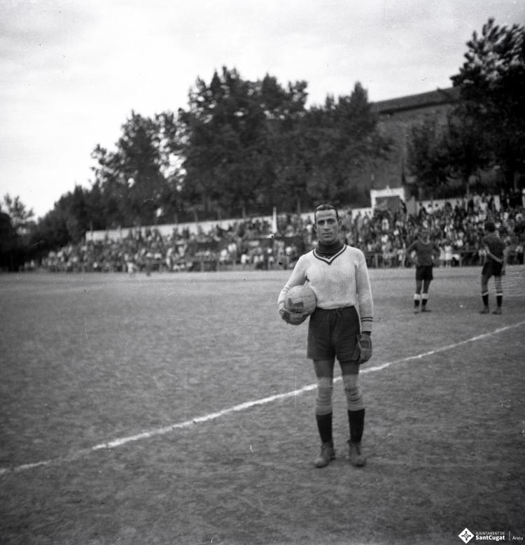 Festa Major. Retrat d'un jugador de futbol.
