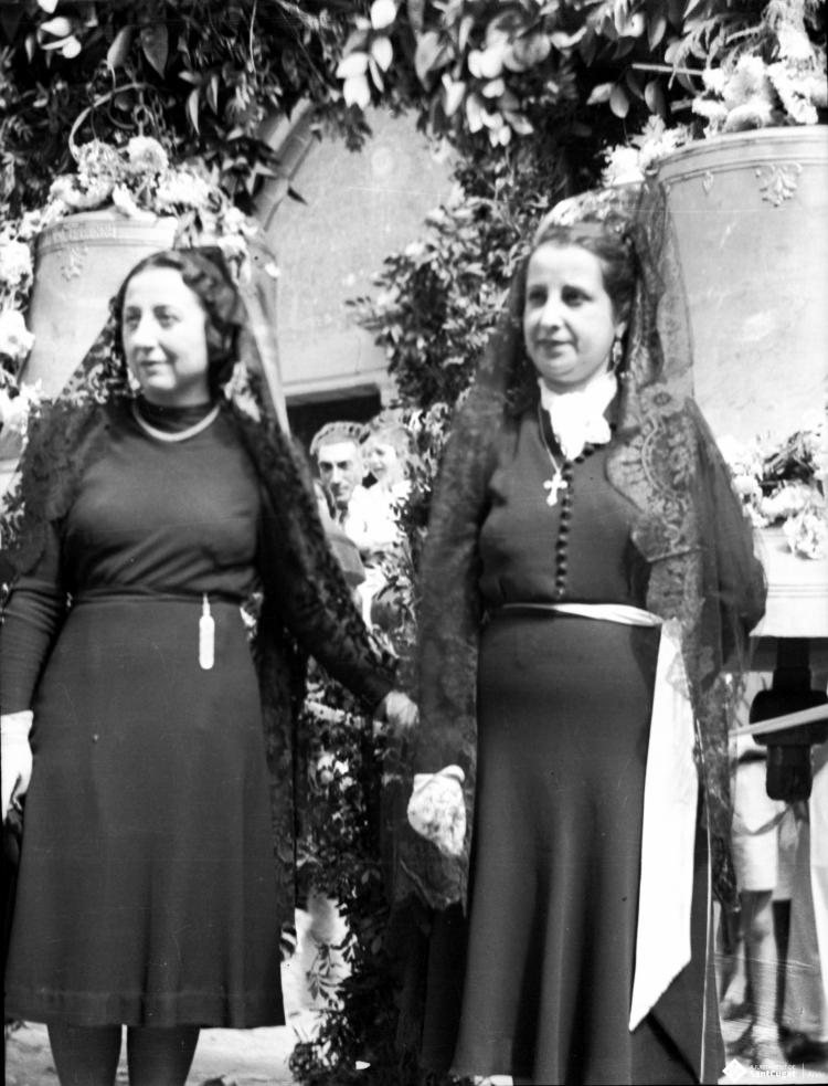 Benedecció de les campanes Severa, Juliana i Semproniana, per reposició de les campanes que durant la Guerra Civil van ser foses per ser convertides en material de guerra. 8 de setembre de 1940.