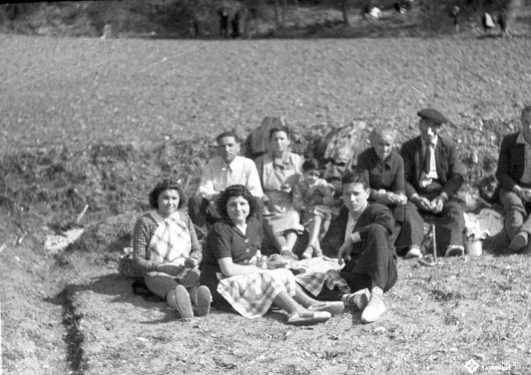 Aplec de Sant Medir. Retrat de grup.