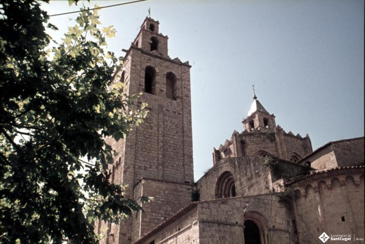 Vistes del monestir de Sant Cugat del Vallès.