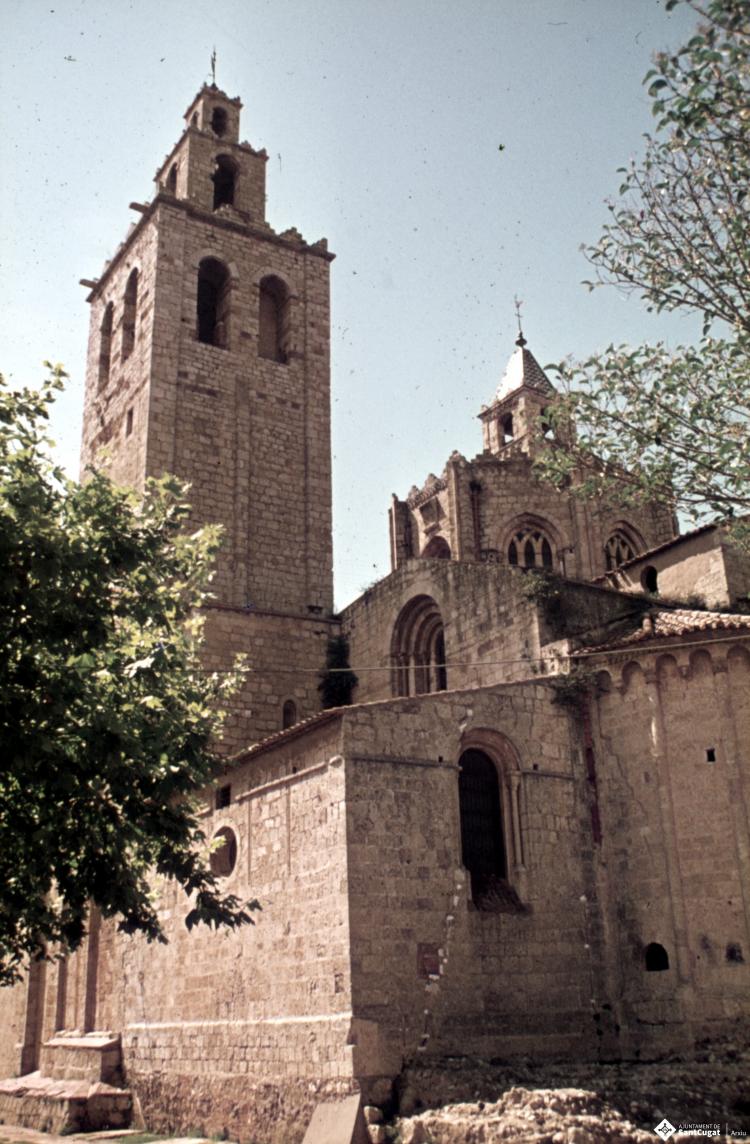 Vistes del monestir de Sant Cugat del Vallès.