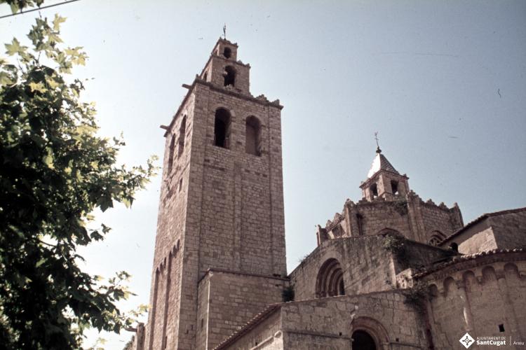 Vistes del monestir de Sant Cugat del Vallès.