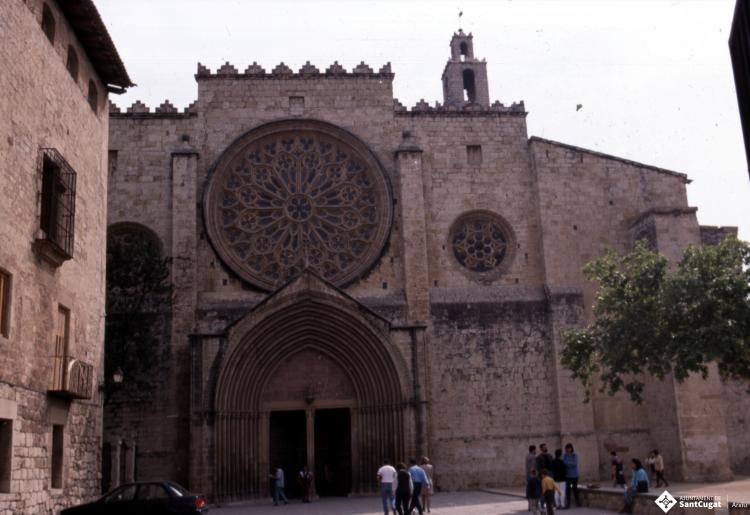 Vistes del monestir de Sant Cugat del Vallès.