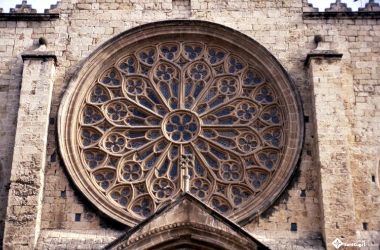 Vistes del monestir de Sant Cugat del Vallès.