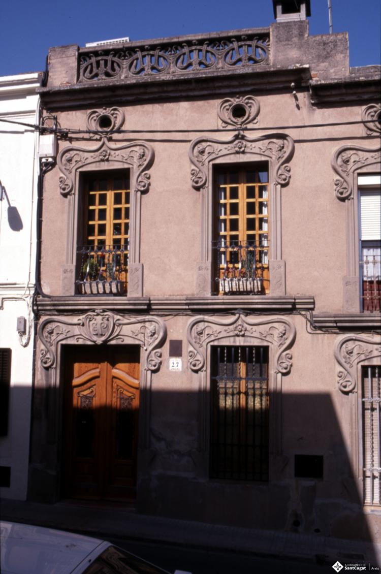 Cases d'Enric Pi, carrer del carrer de Sant Medir, de Sant Cugat del Vallès. 