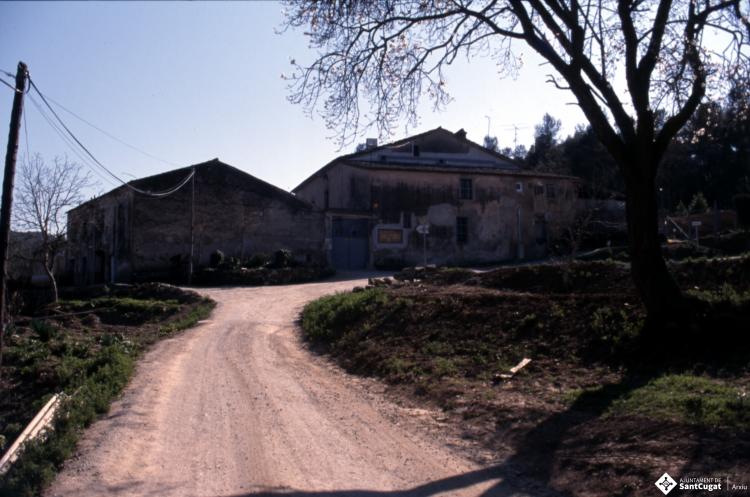 Masia Can Borrell.