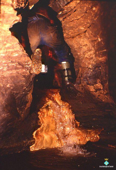 80 Cova del Serrat del Vent