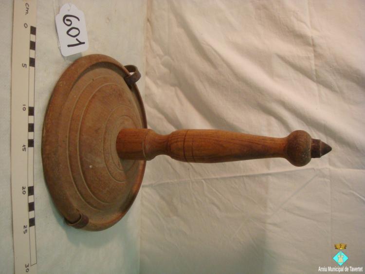 0601-Instrument de fusta