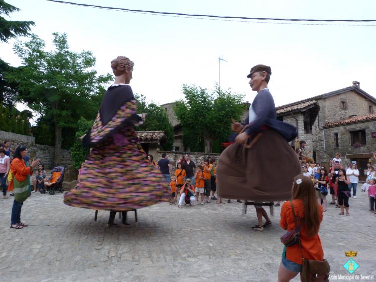 Bateig d'en Serrallonga i trobada gegantera