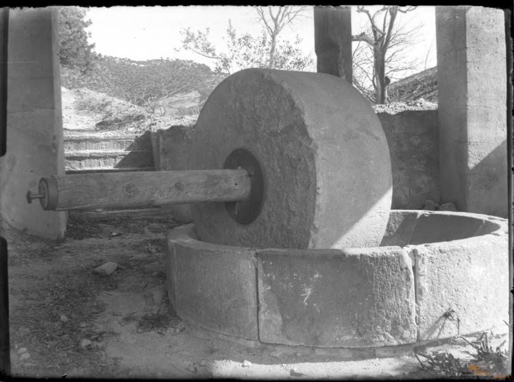 Can Miravitges. Molí d'oli