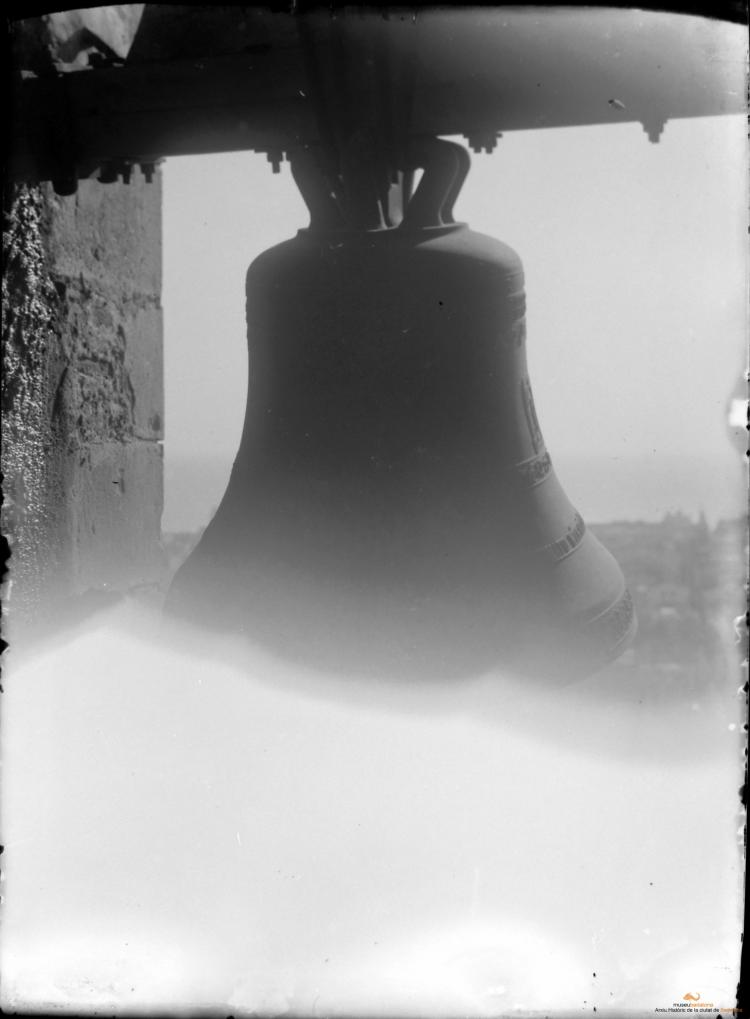 Campana de l'església de Santa Maria