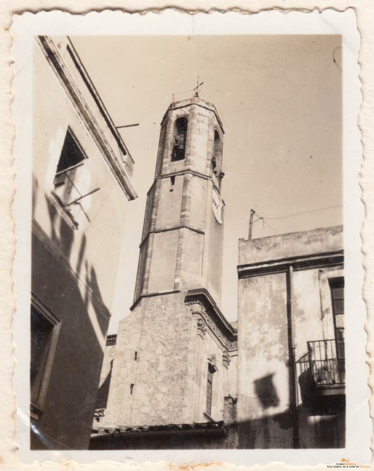 Badalona. Racons típics. Campanar de Santa Maria